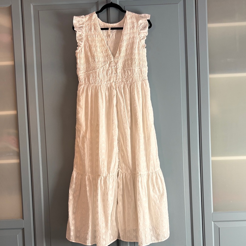Elegant Cream Maxi Dress with Ruffled Details